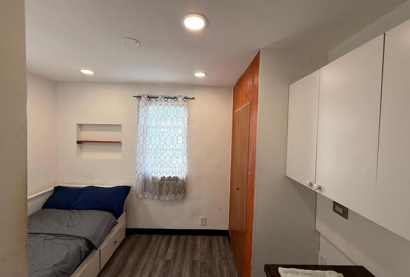 Laguardia Comfort Near Laguardia Airport *