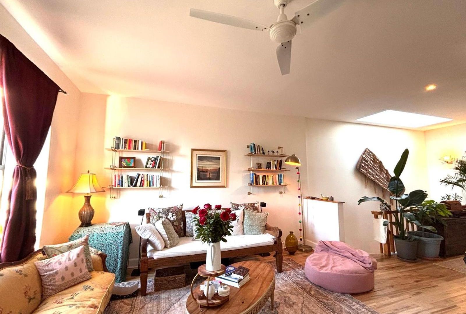 Luxurious Bedroom Homestay