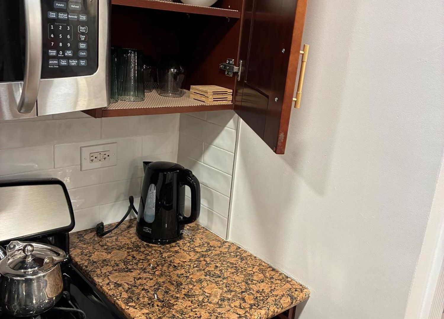 Brooklyn - Bed-stuy - Spacious Private 2br Guest house 4*