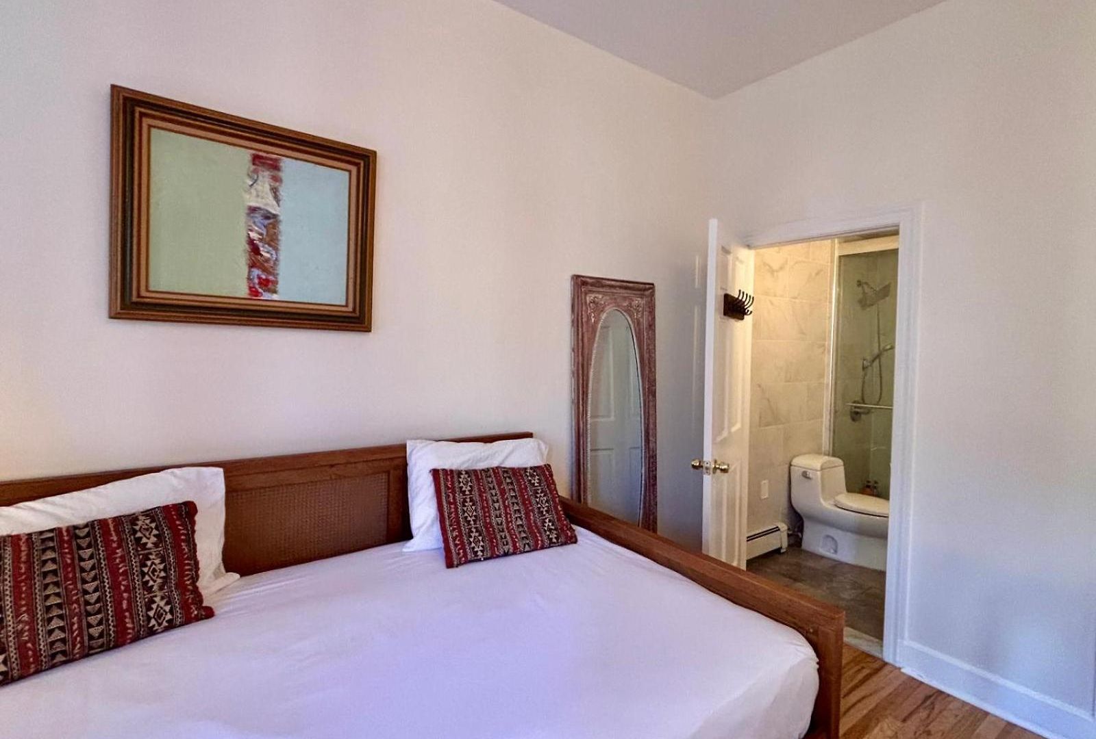 Luxurious Bedroom * New York