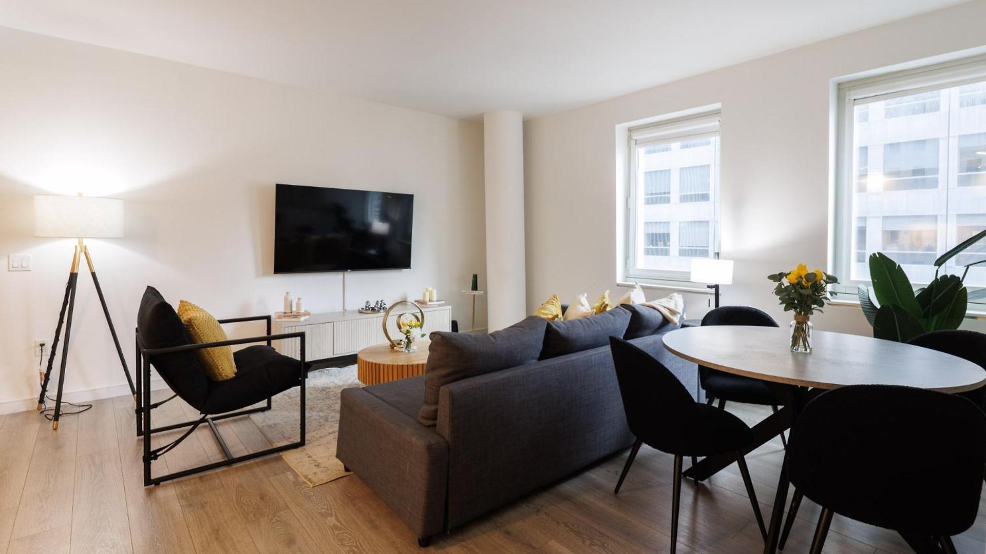 Apartment Stylish Nyc Haven Steps To Broadway & Dining *