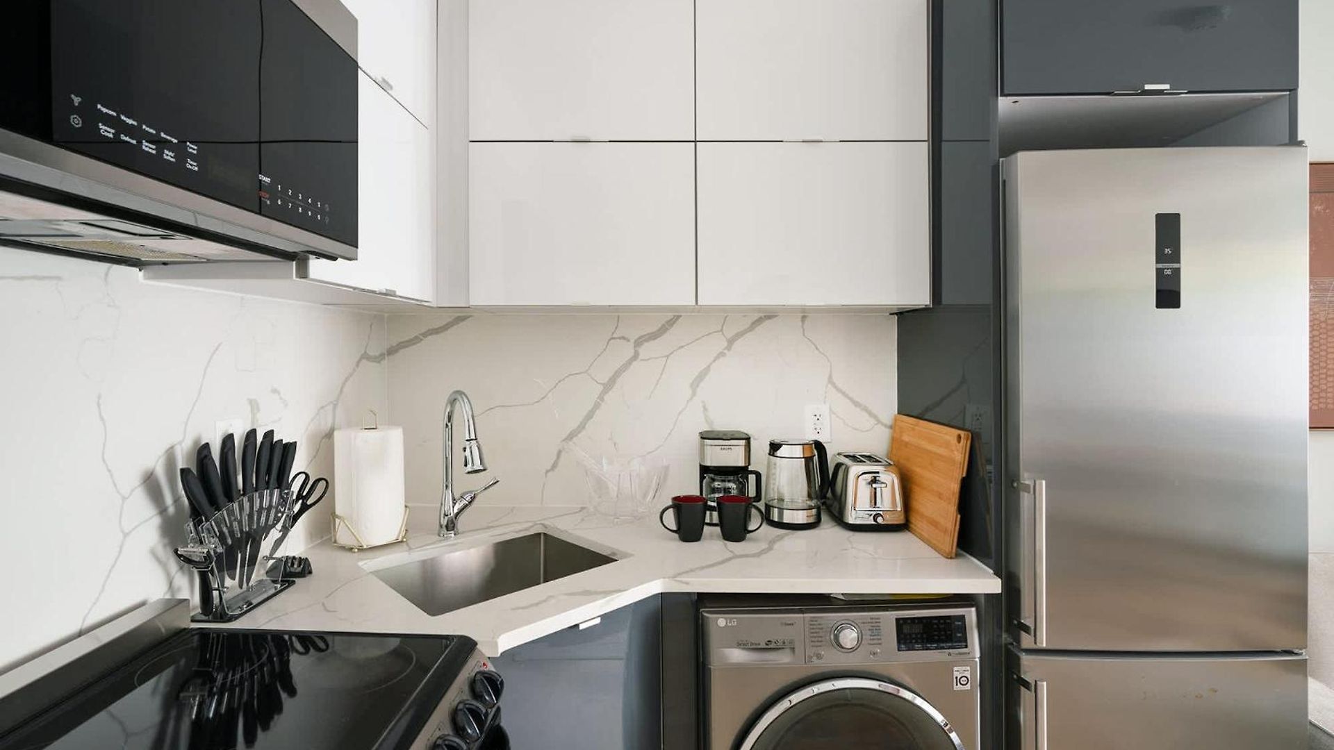 78-4b New Quality 1br W&d In Unit Skylights