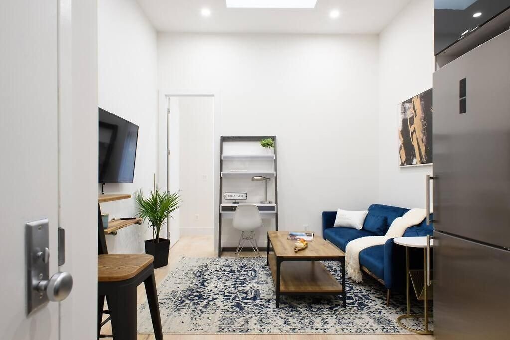 78-4d Quality 1br W&d Skylight By Park Apartment