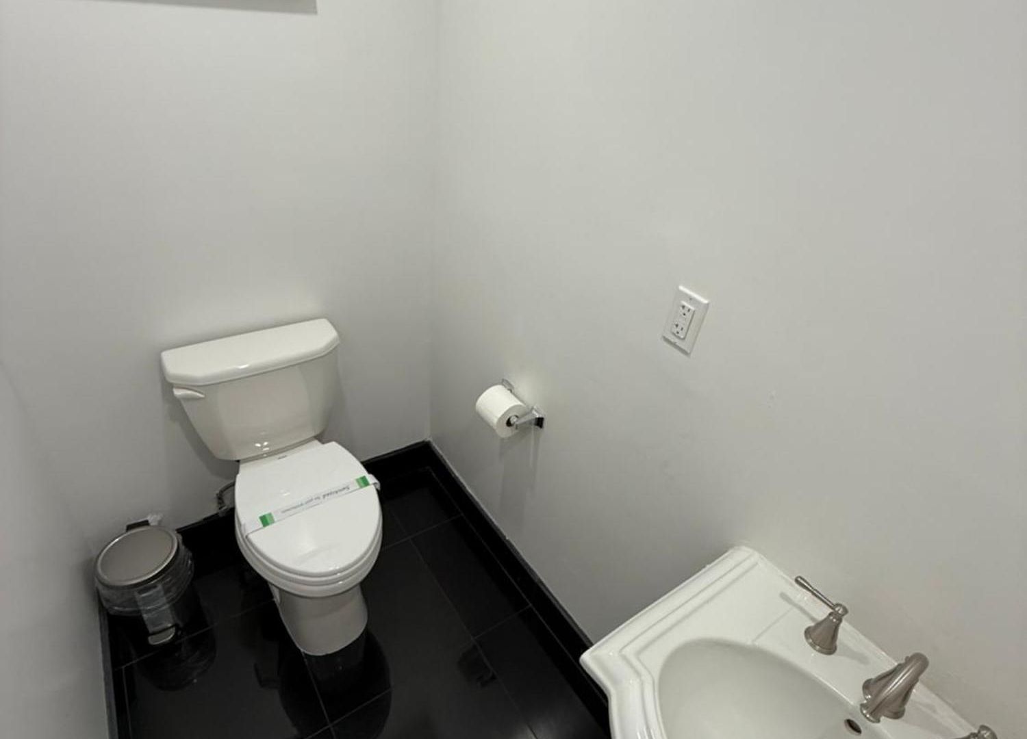 31 Street Broadway Apartment *