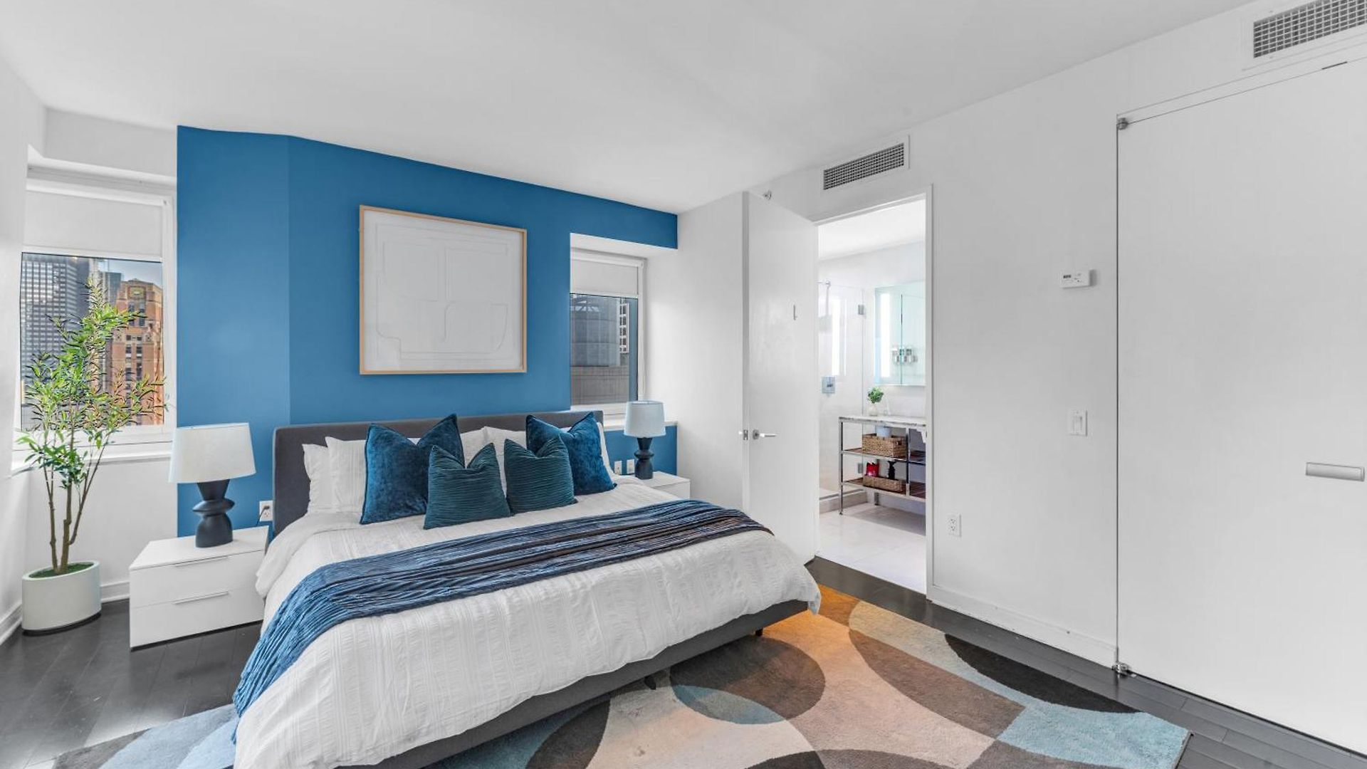 Elegant Midtown Retreat, Views, Steps To Times Square New York