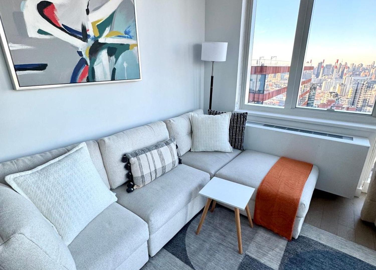 Luxury 2 Bedrooms 2 Bathrooms Corner Breathtaking Views Modern Retreat Apartment New York