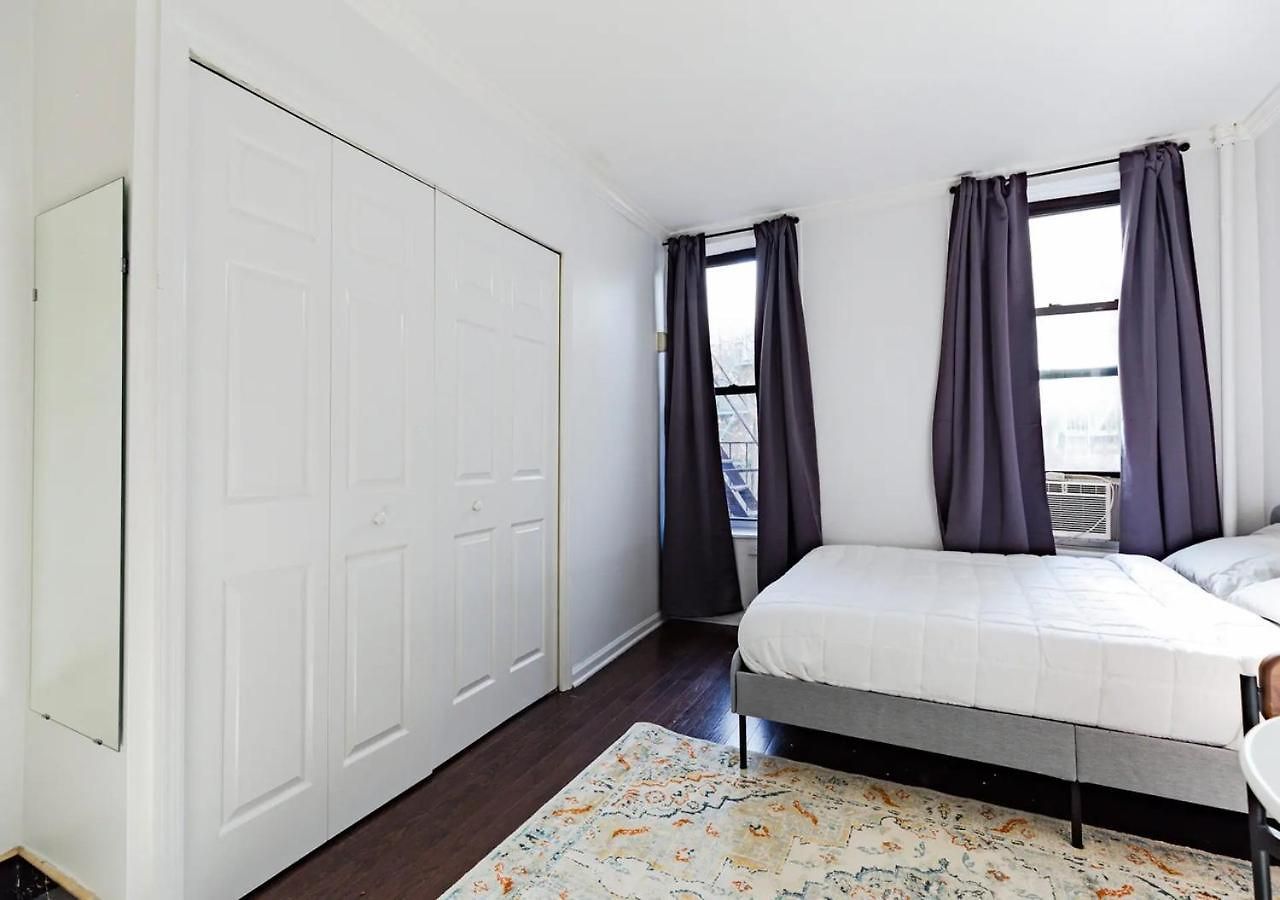 Spacious Upper East Side Studio, June To Aug 90 Days Required Apartment *