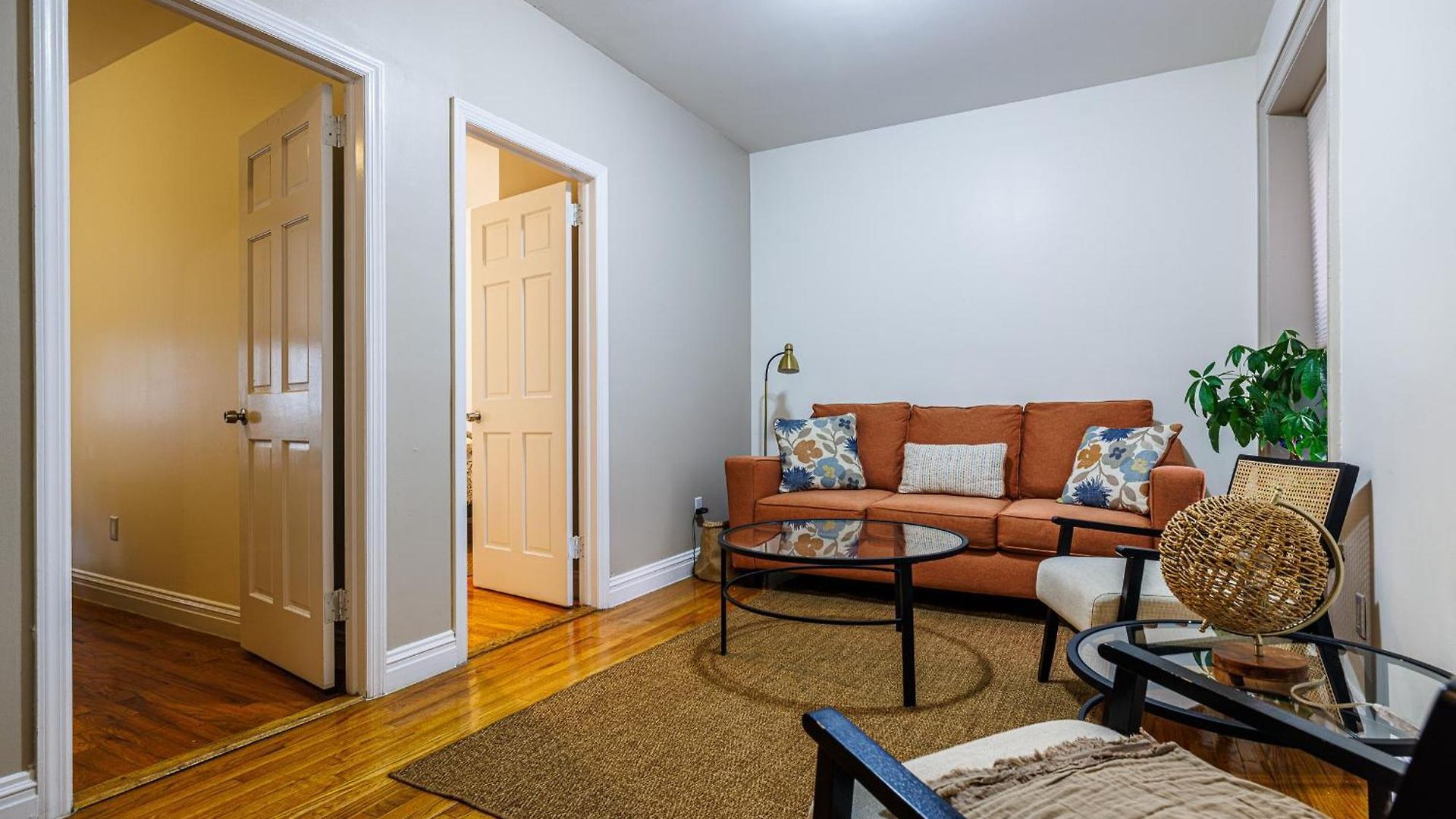 Inspire The Vibrant Energy Of Columbia Apartment New York