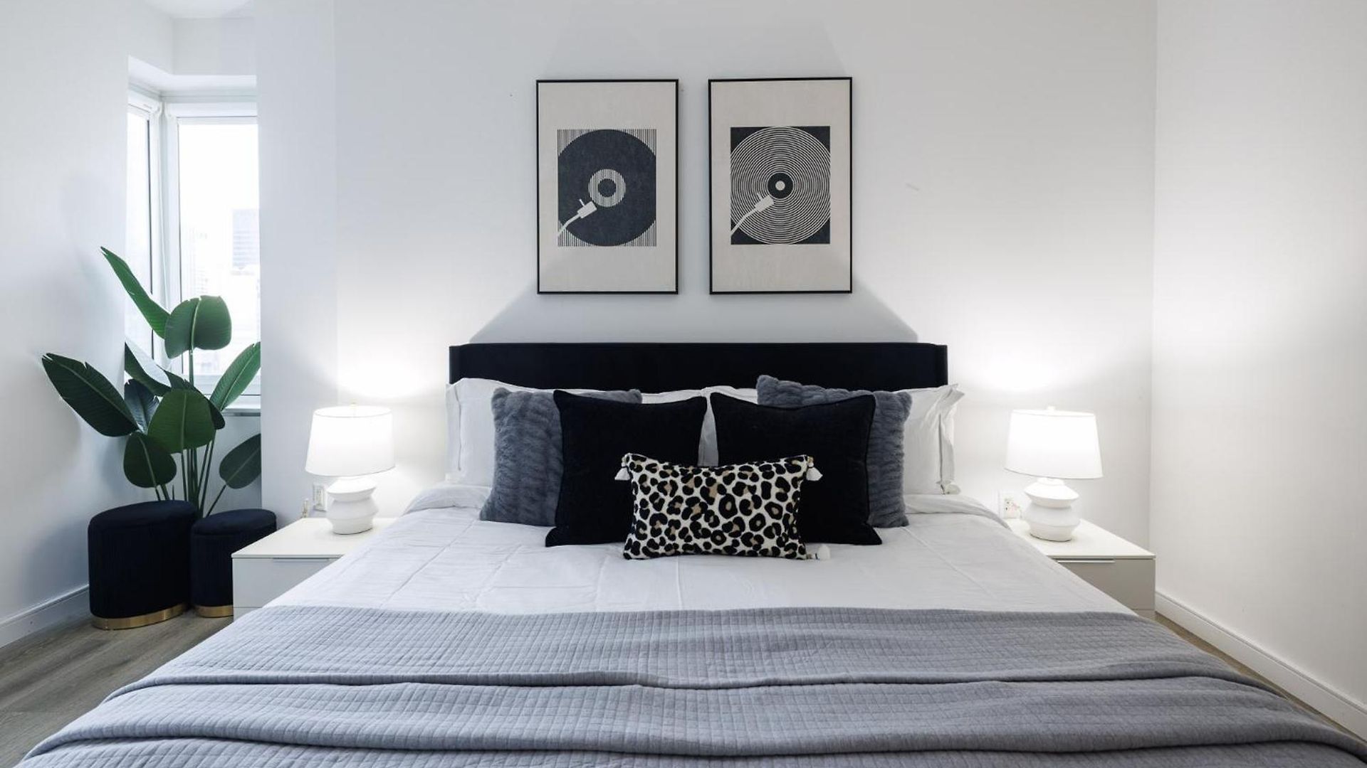 Stylish Nyc Haven Steps To Broadway & Dining Apartment New York