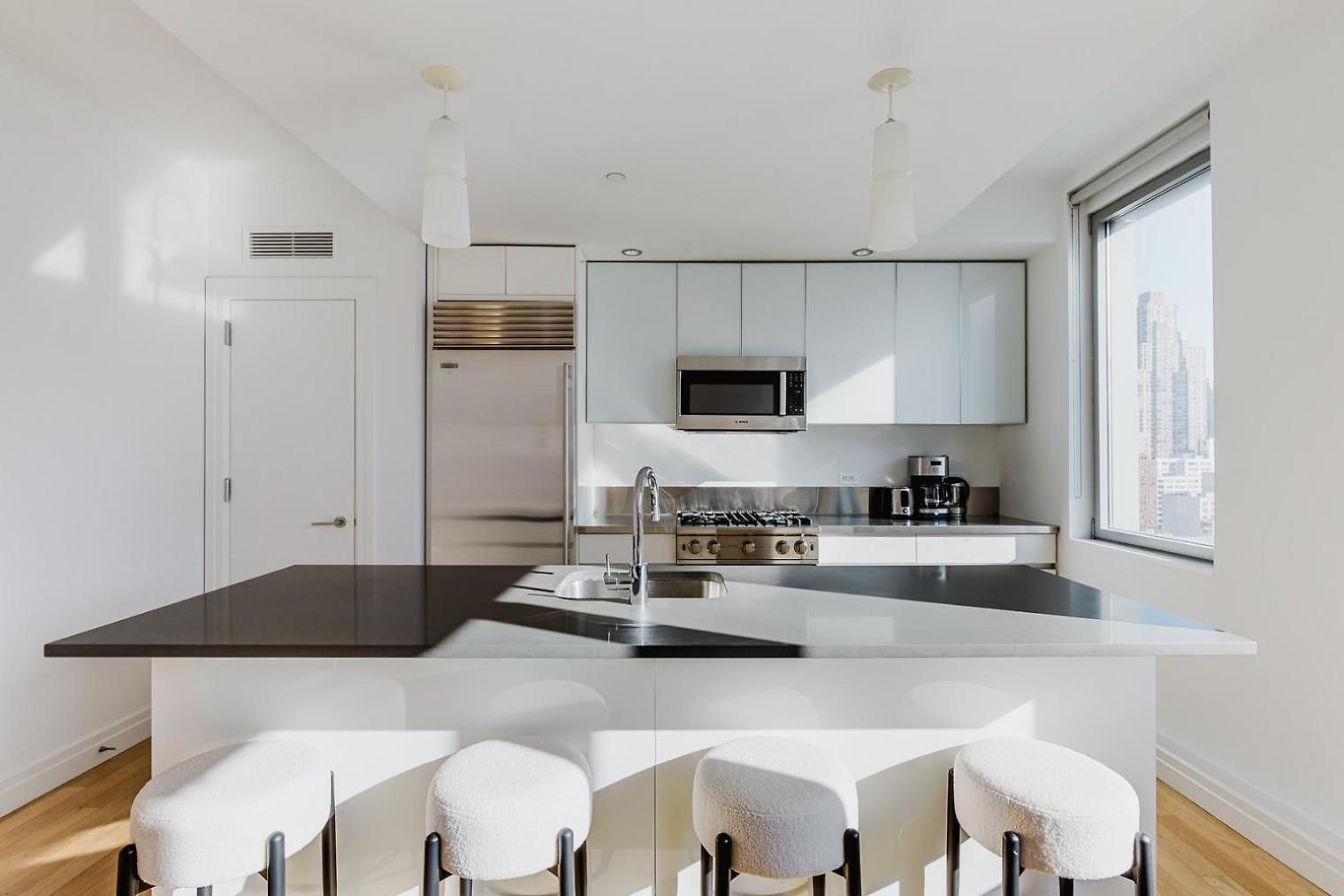 Blueground Midtown West 2bd Nyc-1600