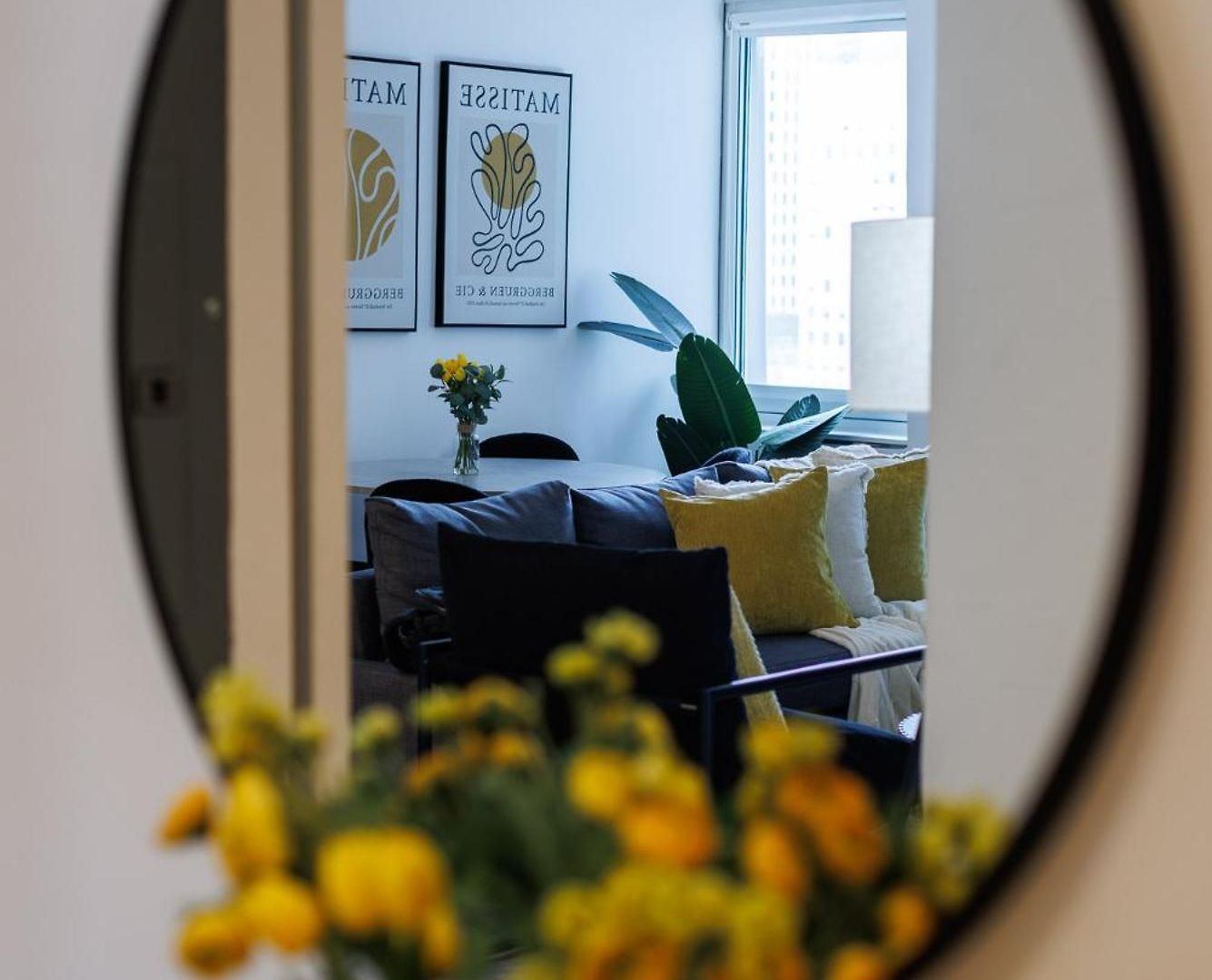 Apartment Stylish Nyc Haven Steps To Broadway & Dining New York