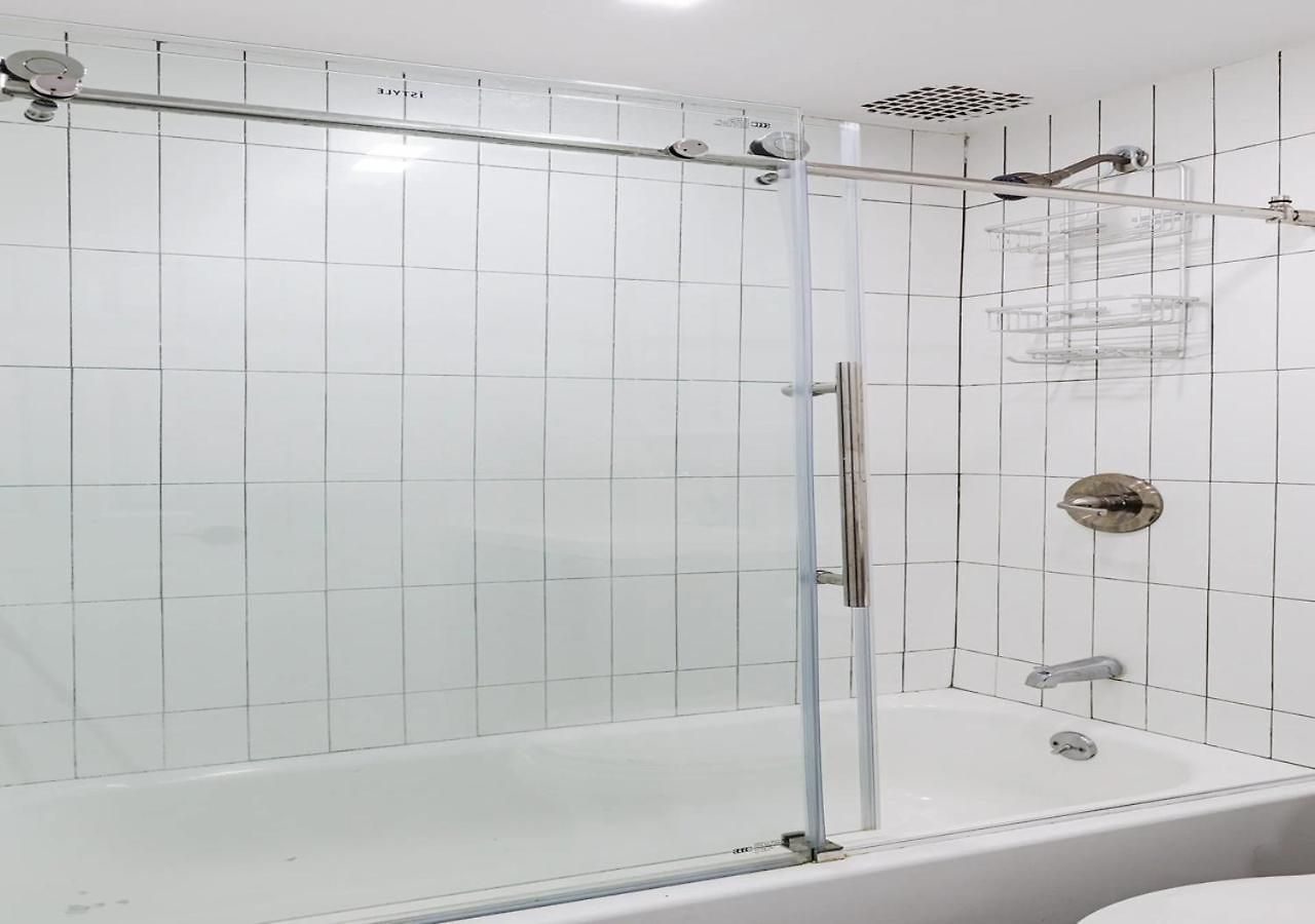 Apartment Cozy Studio! Steps To Park & Upper E Side!, June To Aug 90 Days Required *