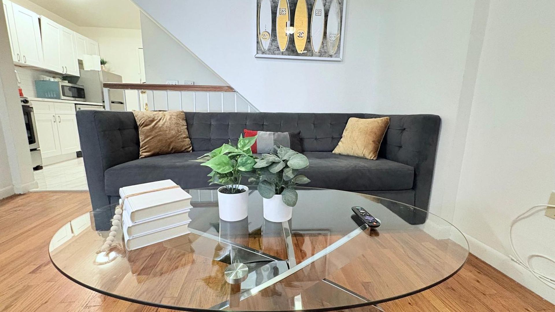 Park Plaza Apartment *
