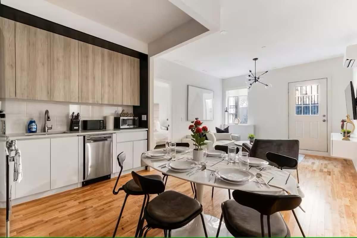 Apartment Luxury 3br Duplex W Private Patio In Upper East New York