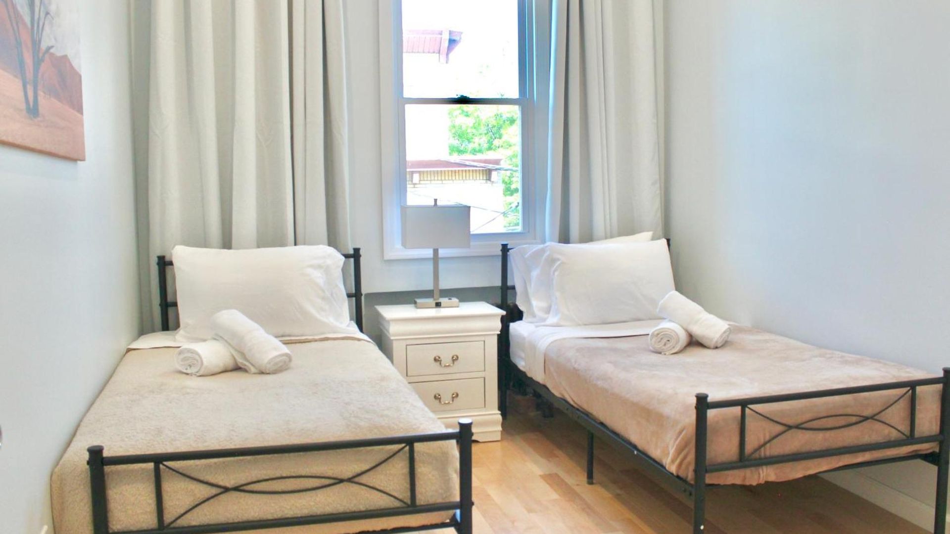 Apartment 15 Minutes From Manhattan 2-bedroom In Lic Astoria Queens *