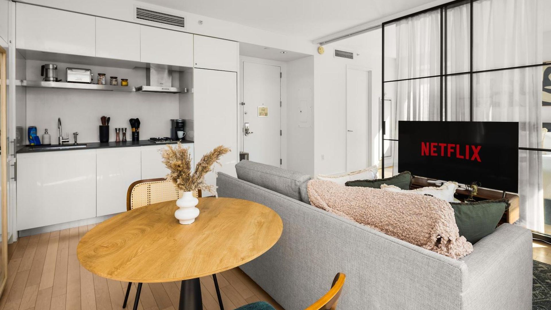 Apartment Times Square King Bed Steps To Broadway New York