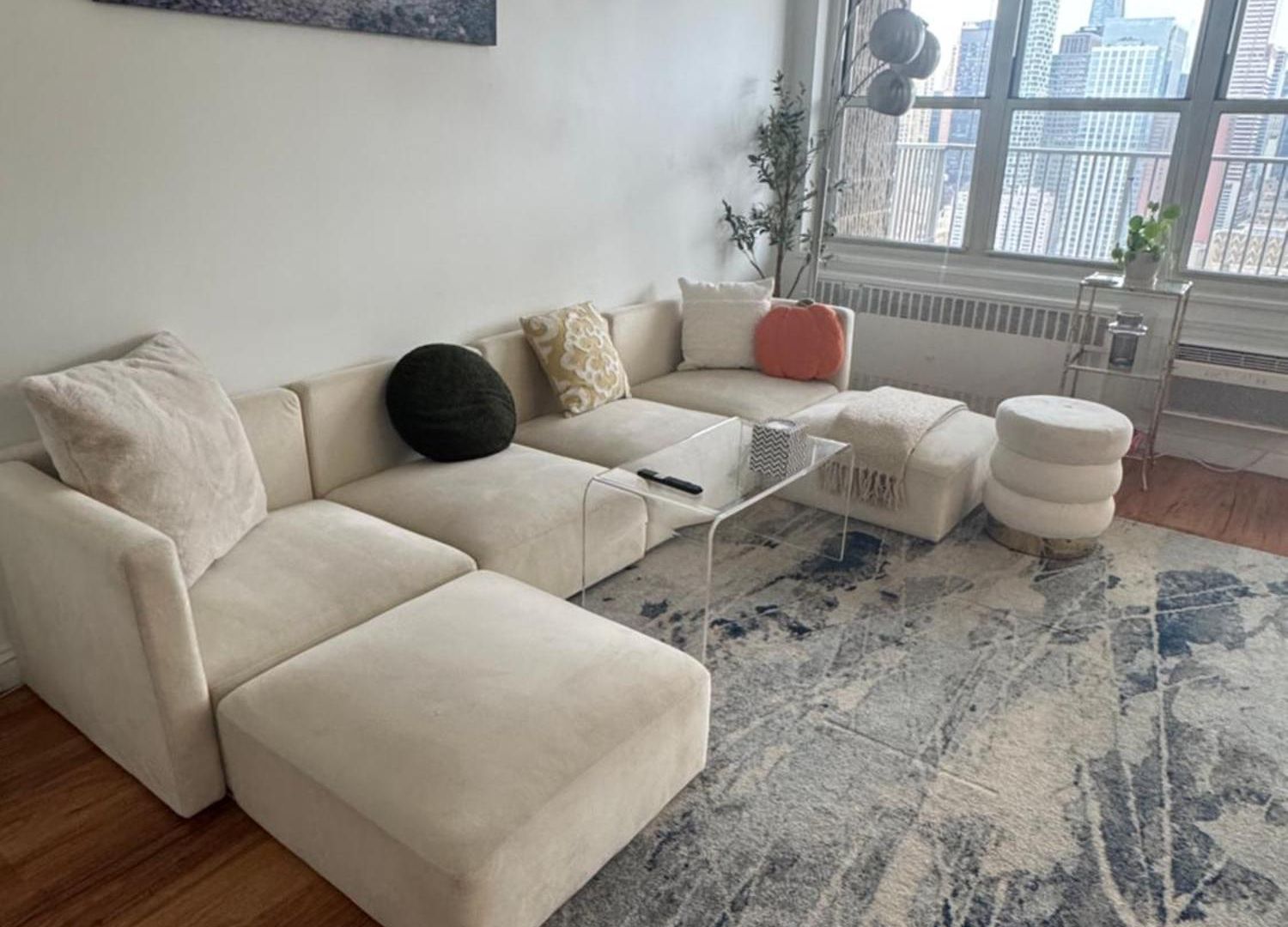 Midtown High Floor Fantastic Panoramic View Corner 2 Bedroom *