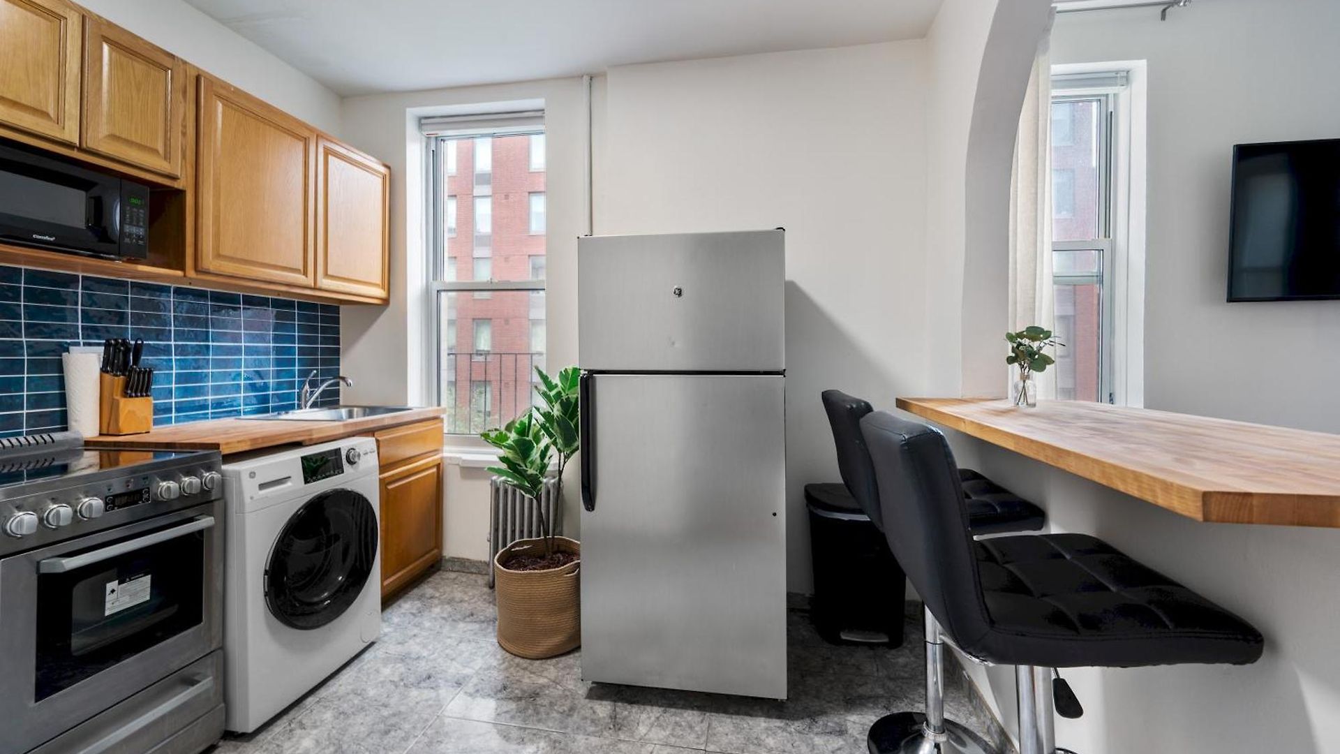 Spacious 2br On The Upper East Side Steps From Park * New York