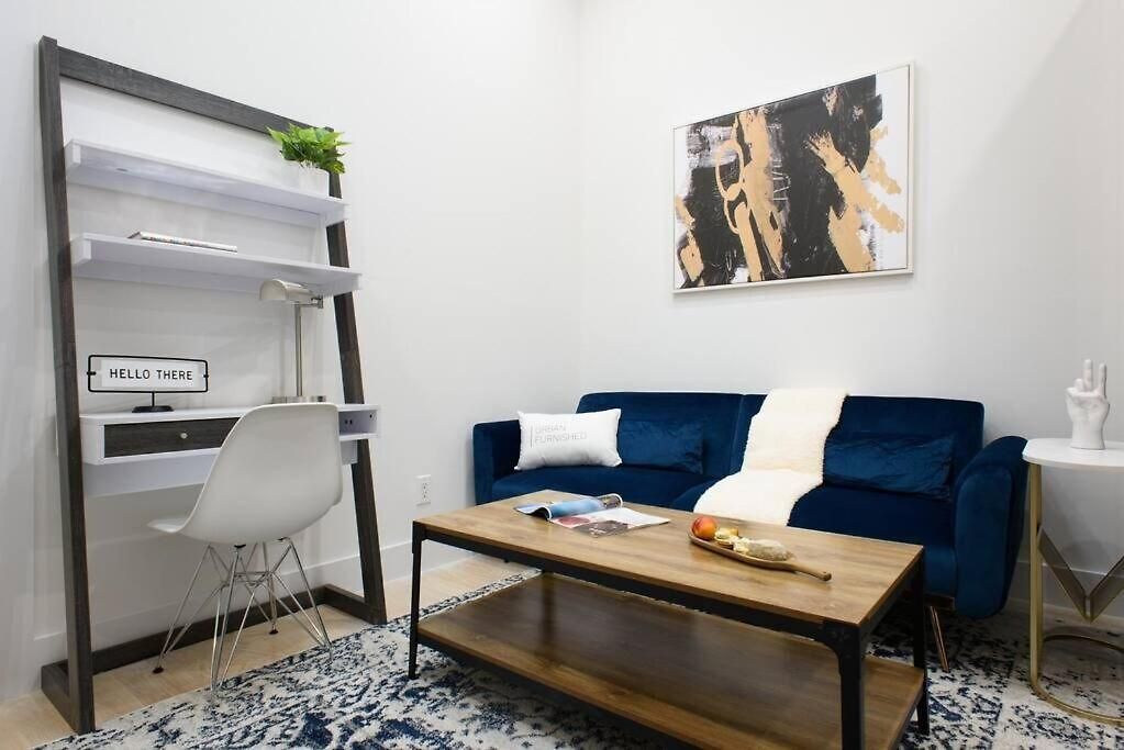 78-4d Quality 1br W&d Skylight By Park *