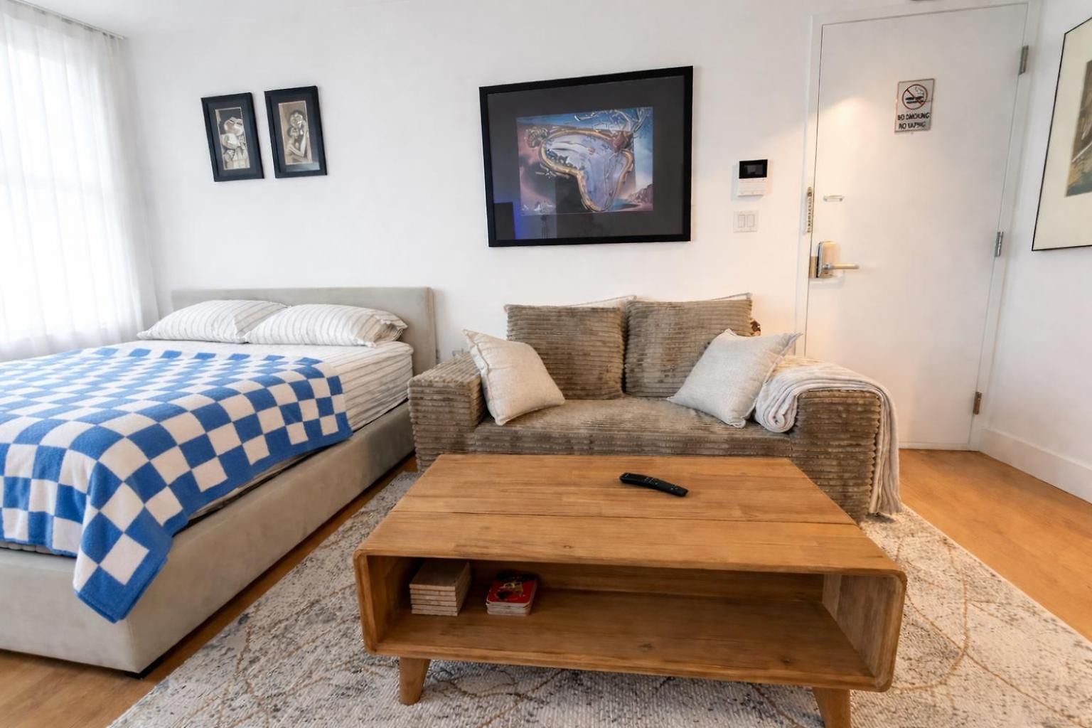 Nyc With Private Bathroom & Kitchenette *