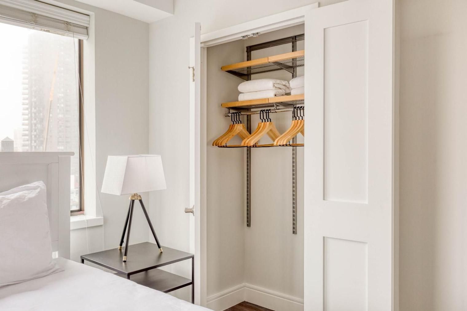 Ues 2br W Wd Gym Doorman Nr Carl Schurz Park Nyc-1041 Apartment *