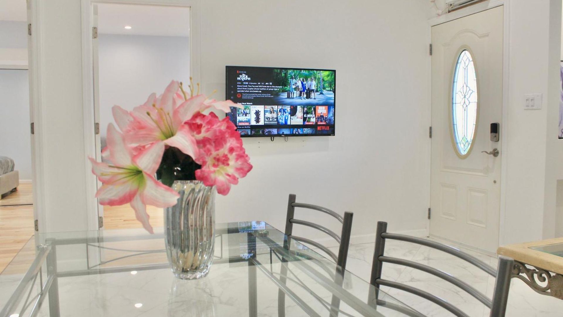 Apartment 2-bedroom 15 Minutes From Manhattan In Lic Astoria Queens