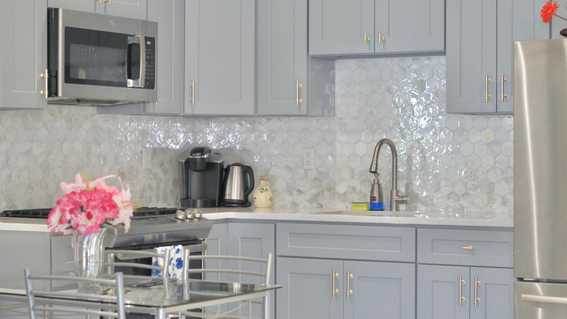 2-bedroom 15 Minutes From Manhattan In Lic Astoria Queens Apartment *