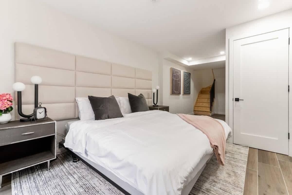 Luxury 3br Duplex W Private Patio In Upper East New York
