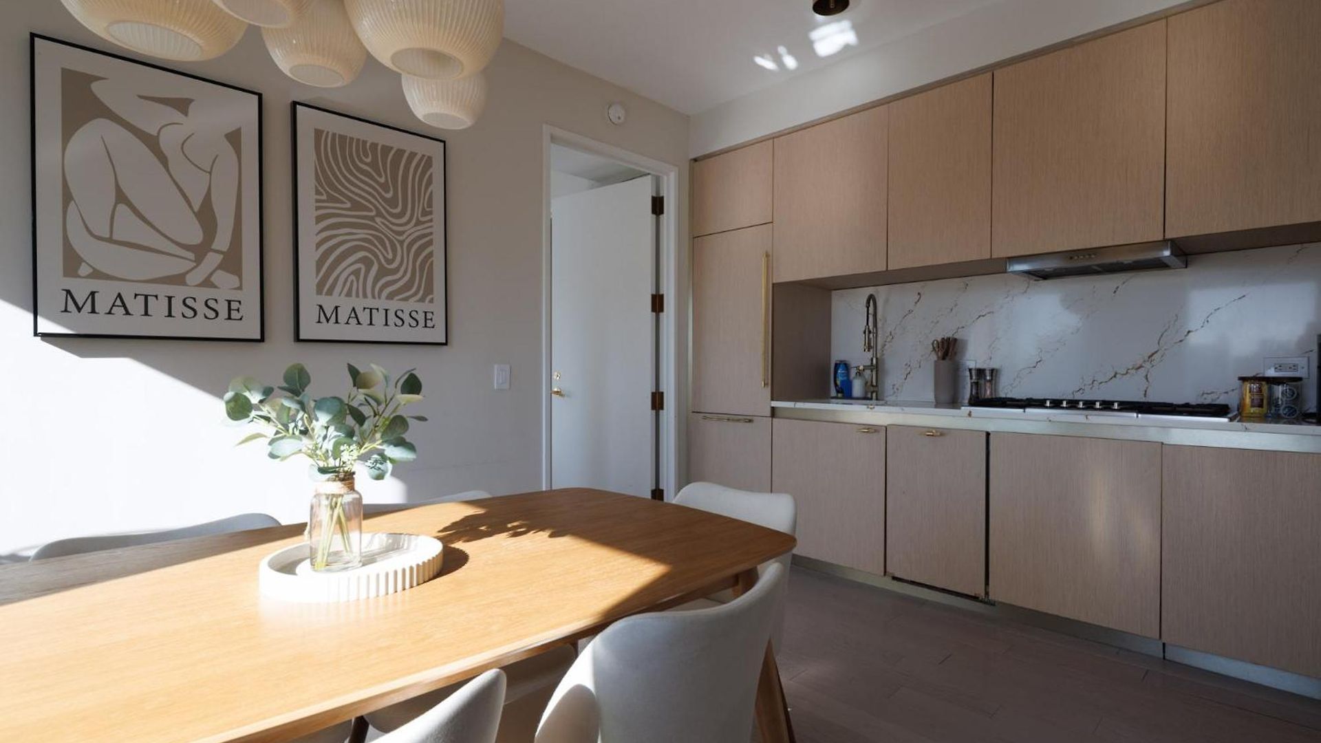 Apartment Rare Luxurious 1 Block From Time Square *