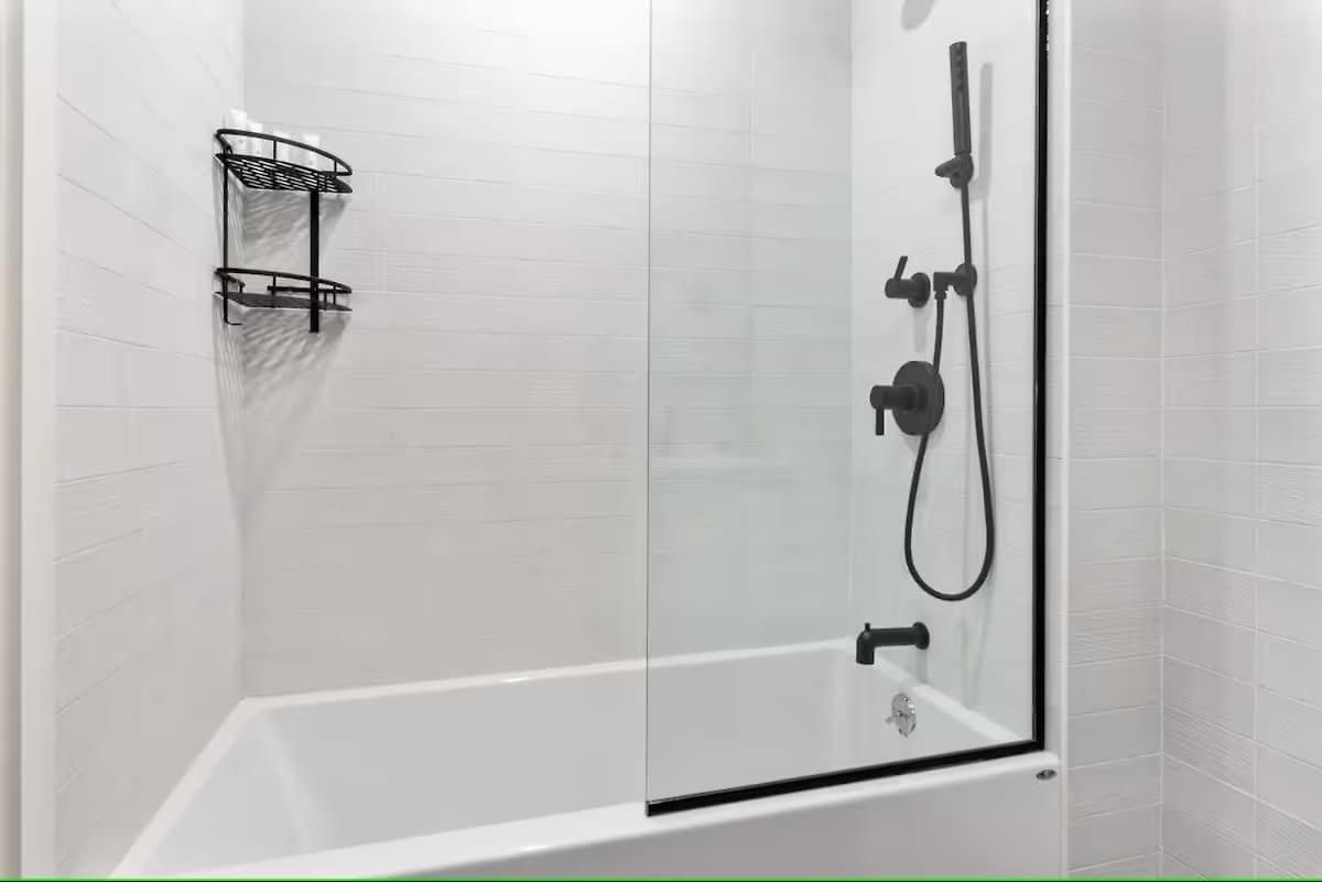 Luxury 3br Duplex W Private Patio In Upper East