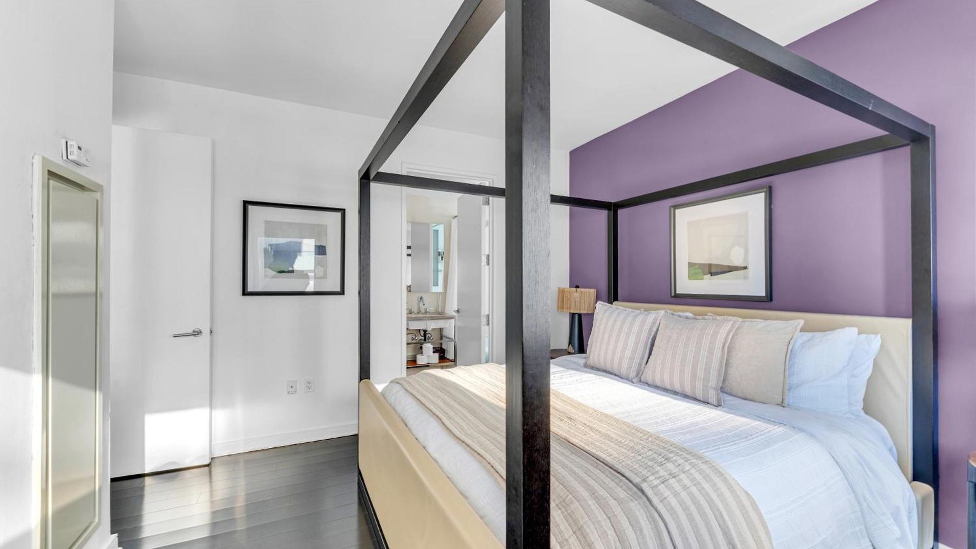 Apartment Elegant Midtown Retreat, Views, Steps To Times Square New York