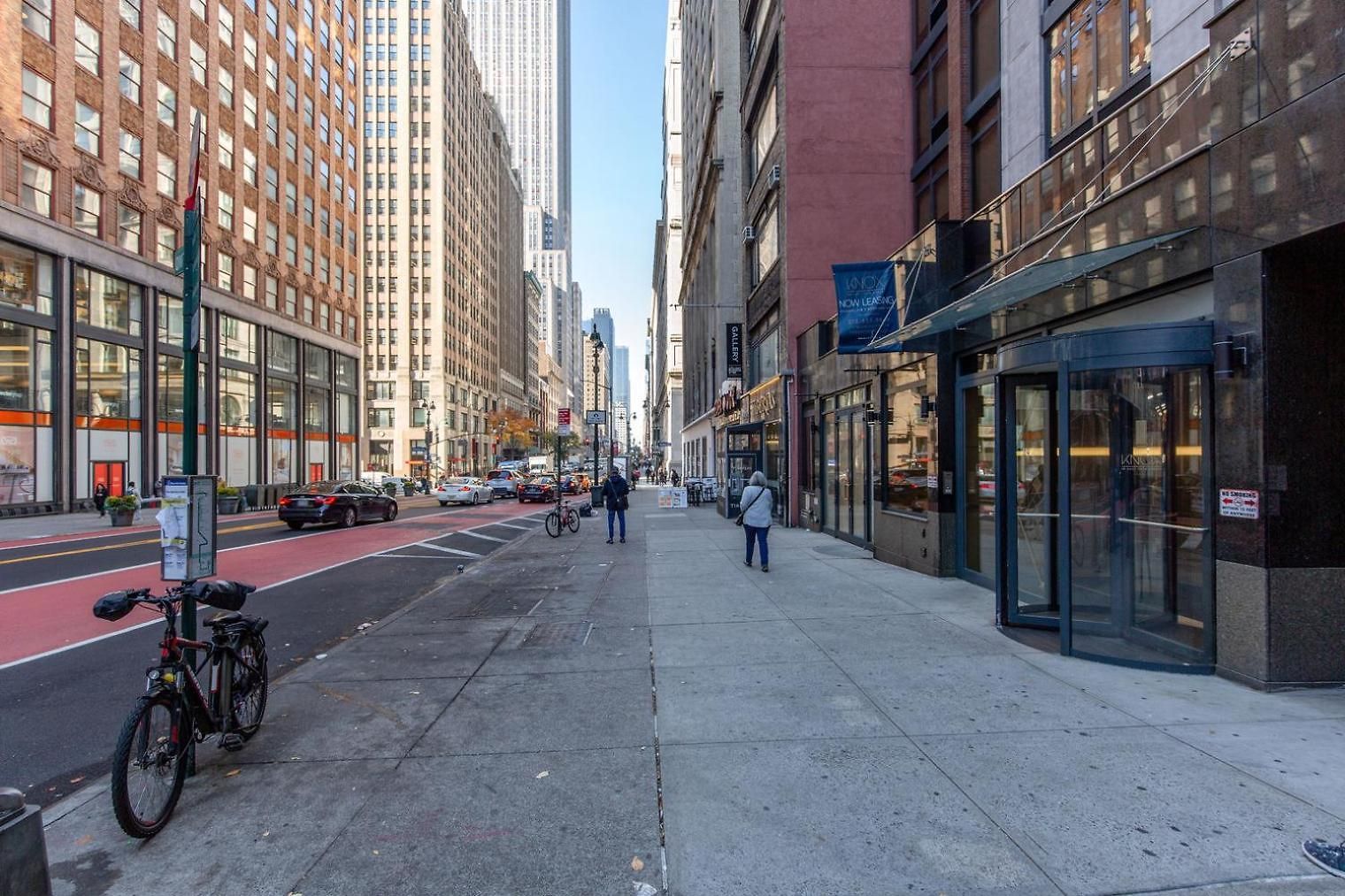 Murray Hill 1br W Gym Nr Empire State Building Nyc-1304 *