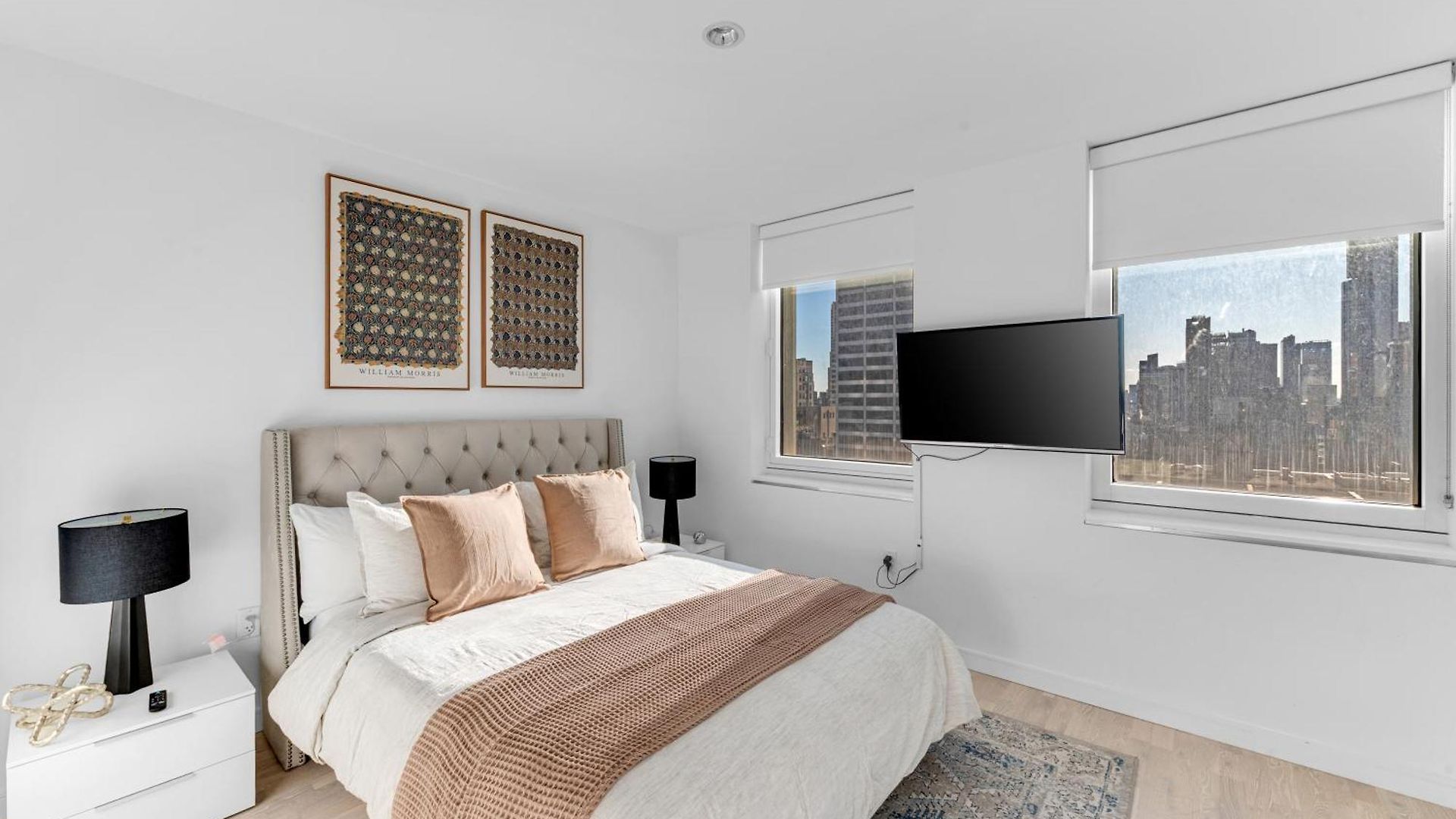 Lavish Two-story Retreat In The Heart Of Manhattan Apartment