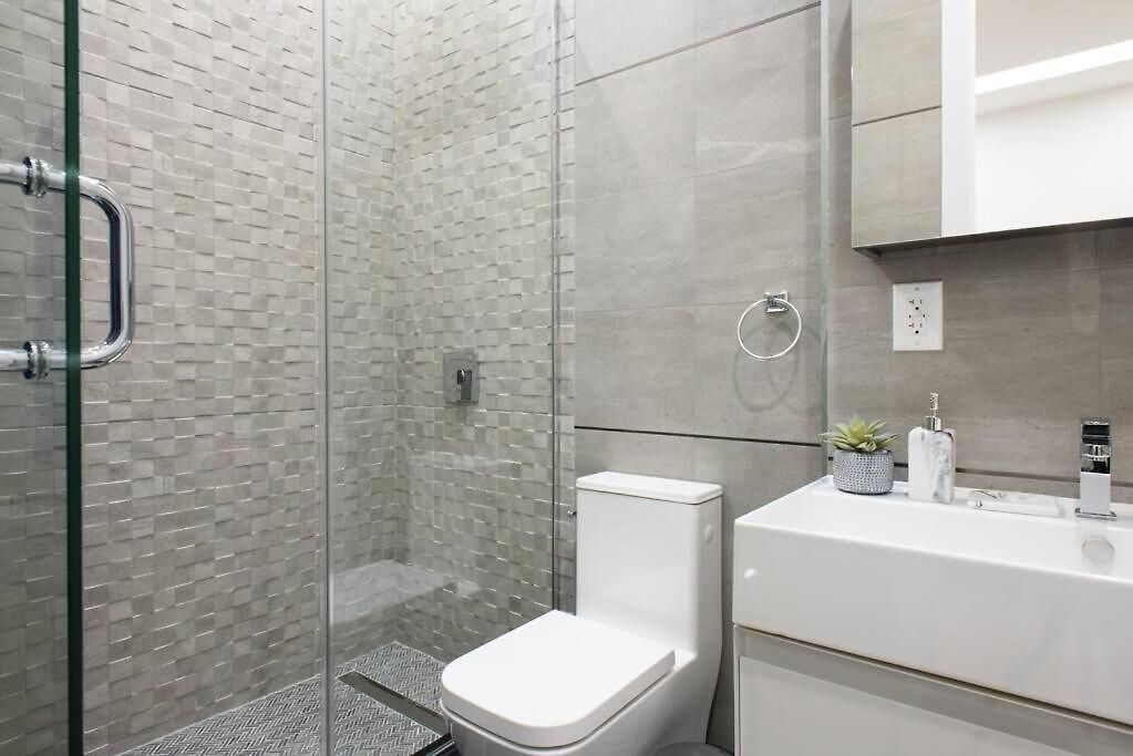 78-4d Quality 1br W&d Skylight By Park New York