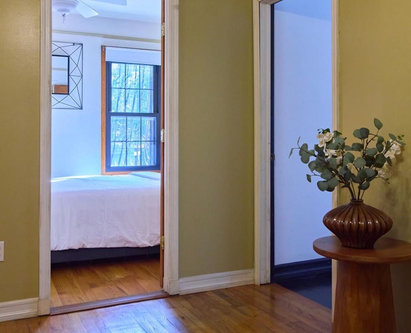Apartment Sweet - Zoller
