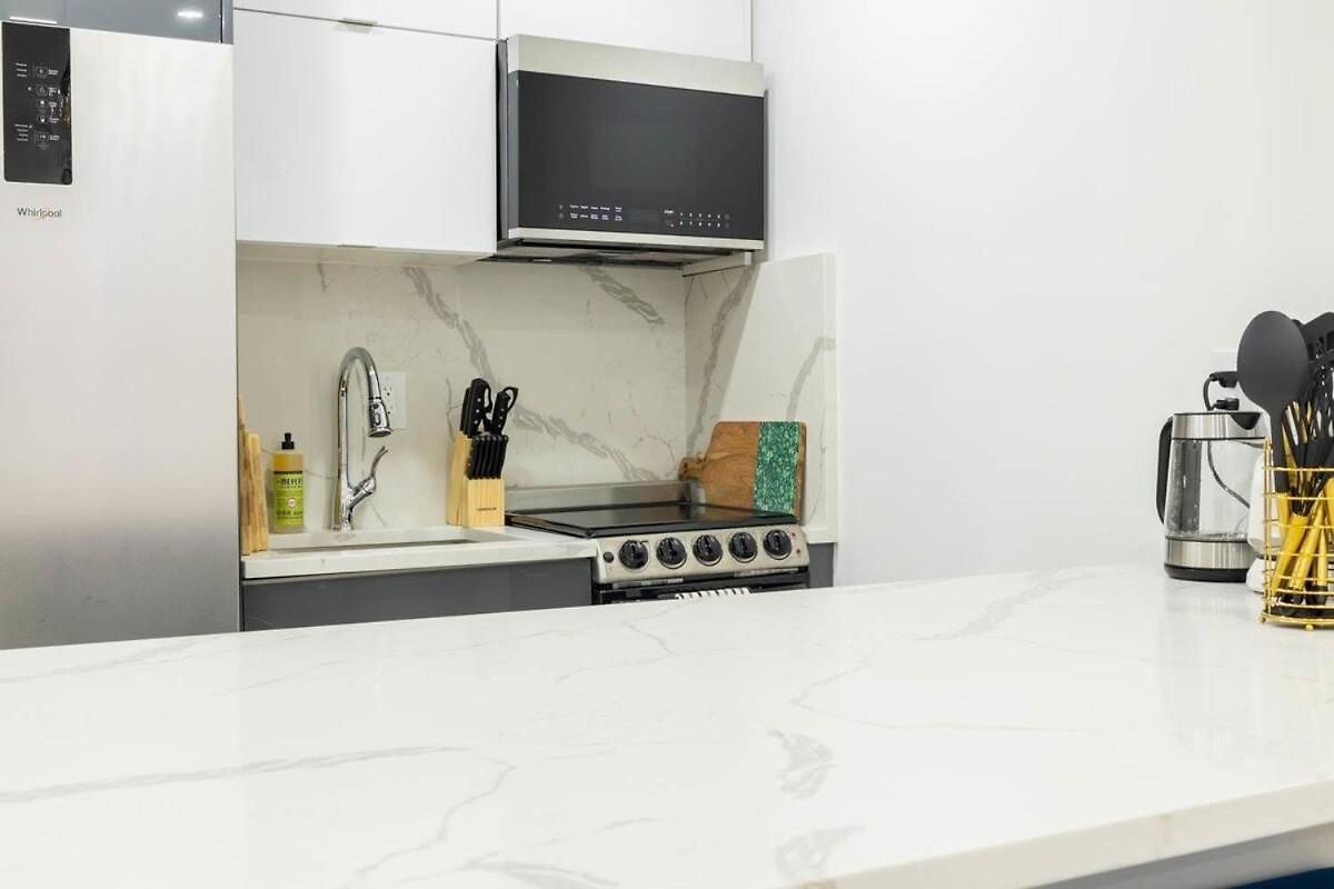 Apartment 1597-13 I Brand New Prime Upper East W&d New York