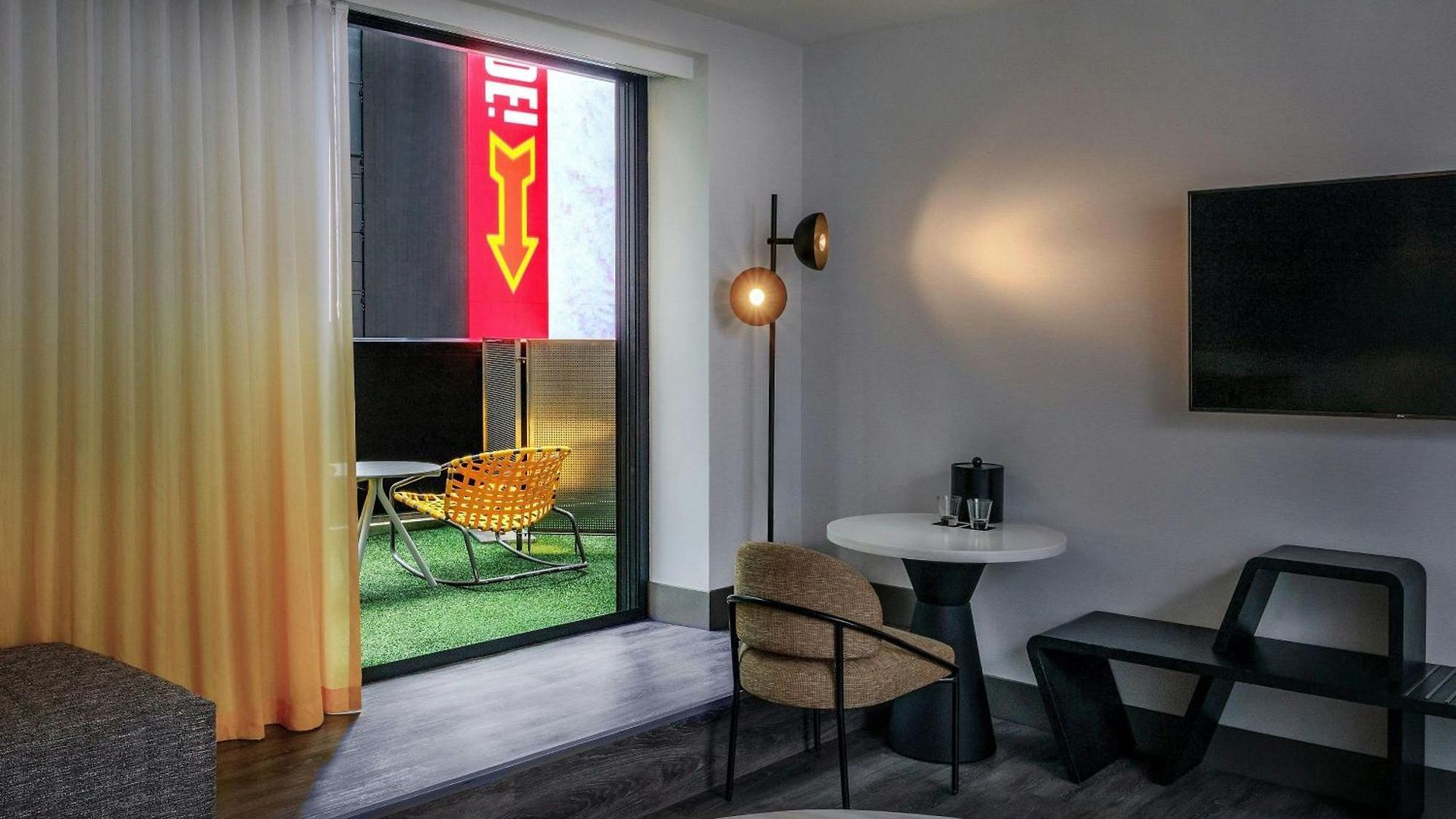 Renaissance Times Square By Marriott 4*