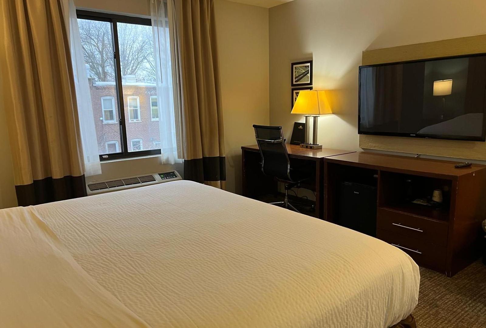 Hotel Days By Wyndham Brooklyn Marine Park 3*