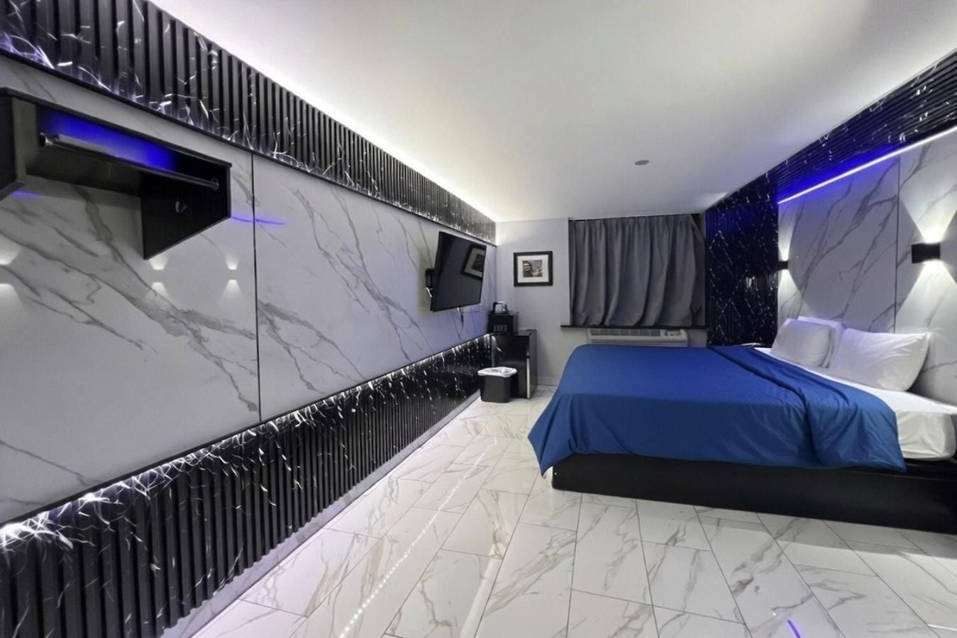 Hotel Umbrella Brooklyn - Newly Renovated