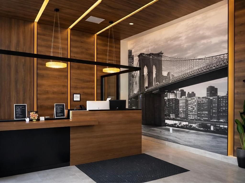 Mirage Brooklyn 3*