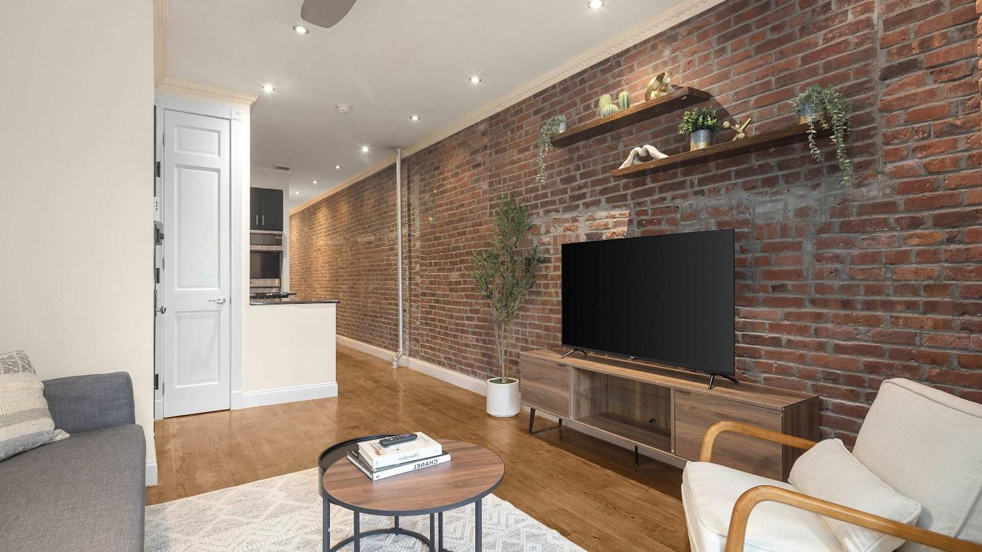 Stylish East Side Escape Steps From Fun *