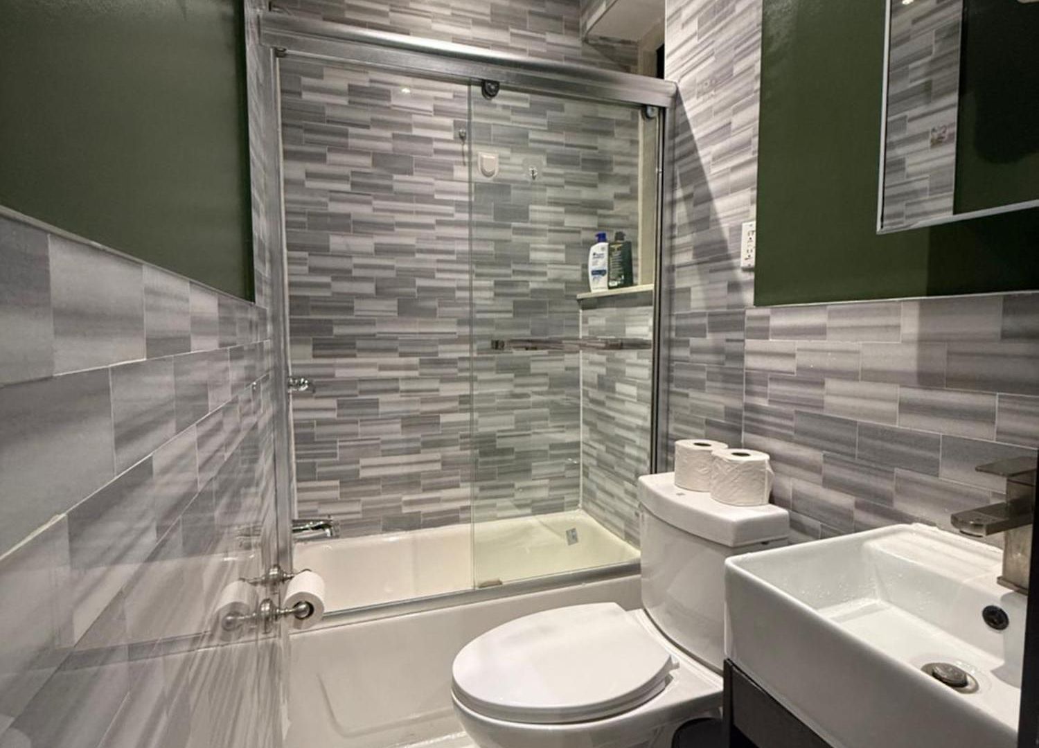 Discover The Comfort Of Columbia Area-3 Apartment