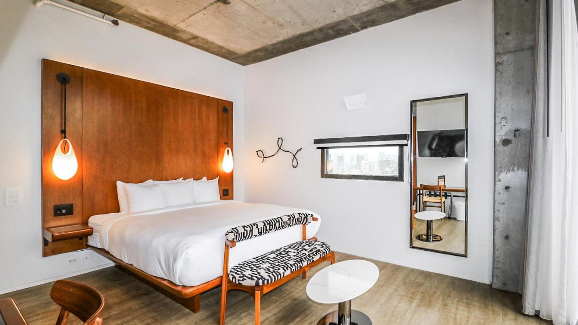 Merchant Les Hotel 4*