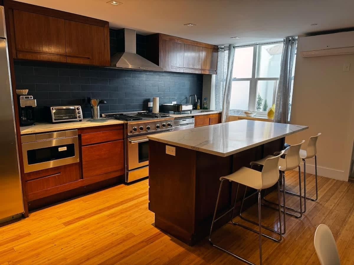 Holiday home Modern Townhouse In Historic Harlem New York
