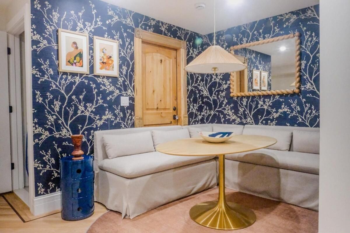Villa Charming Garden Lvl Brownstone New York