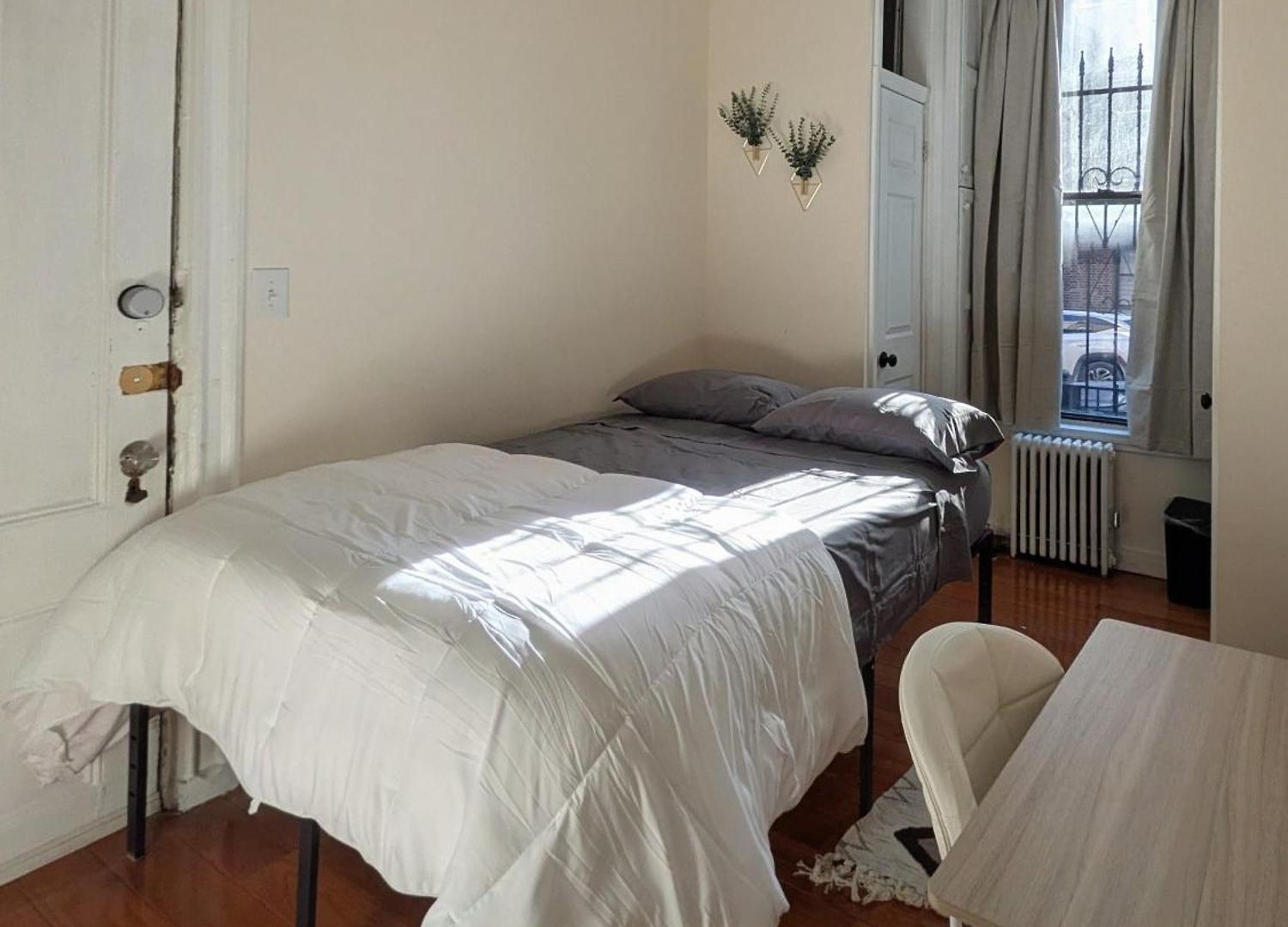 The Midtown Sanctuary - Private Silent At Times Square Guest house New York