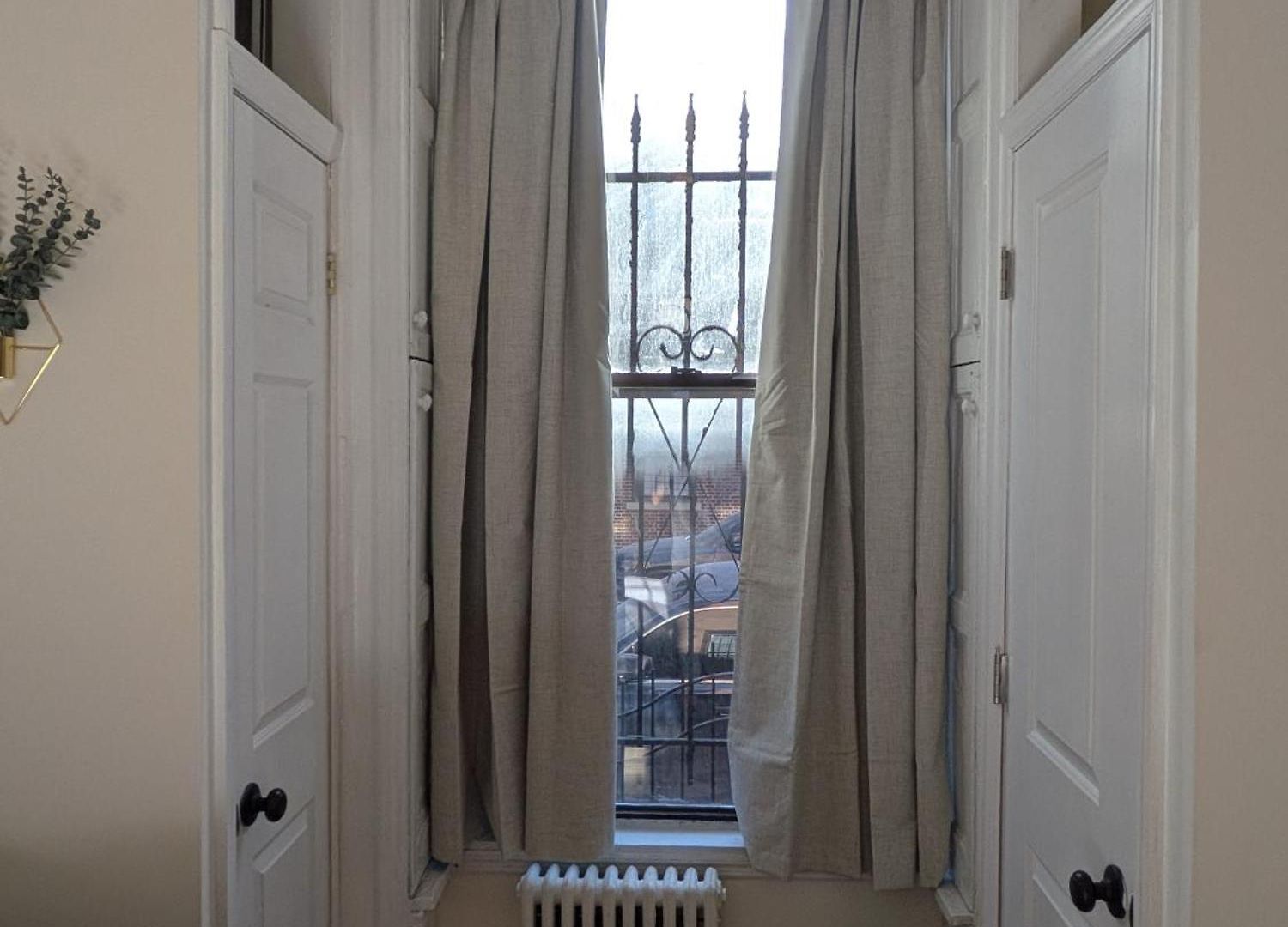 The Midtown Sanctuary - Private Silent At Times Square Guest house *