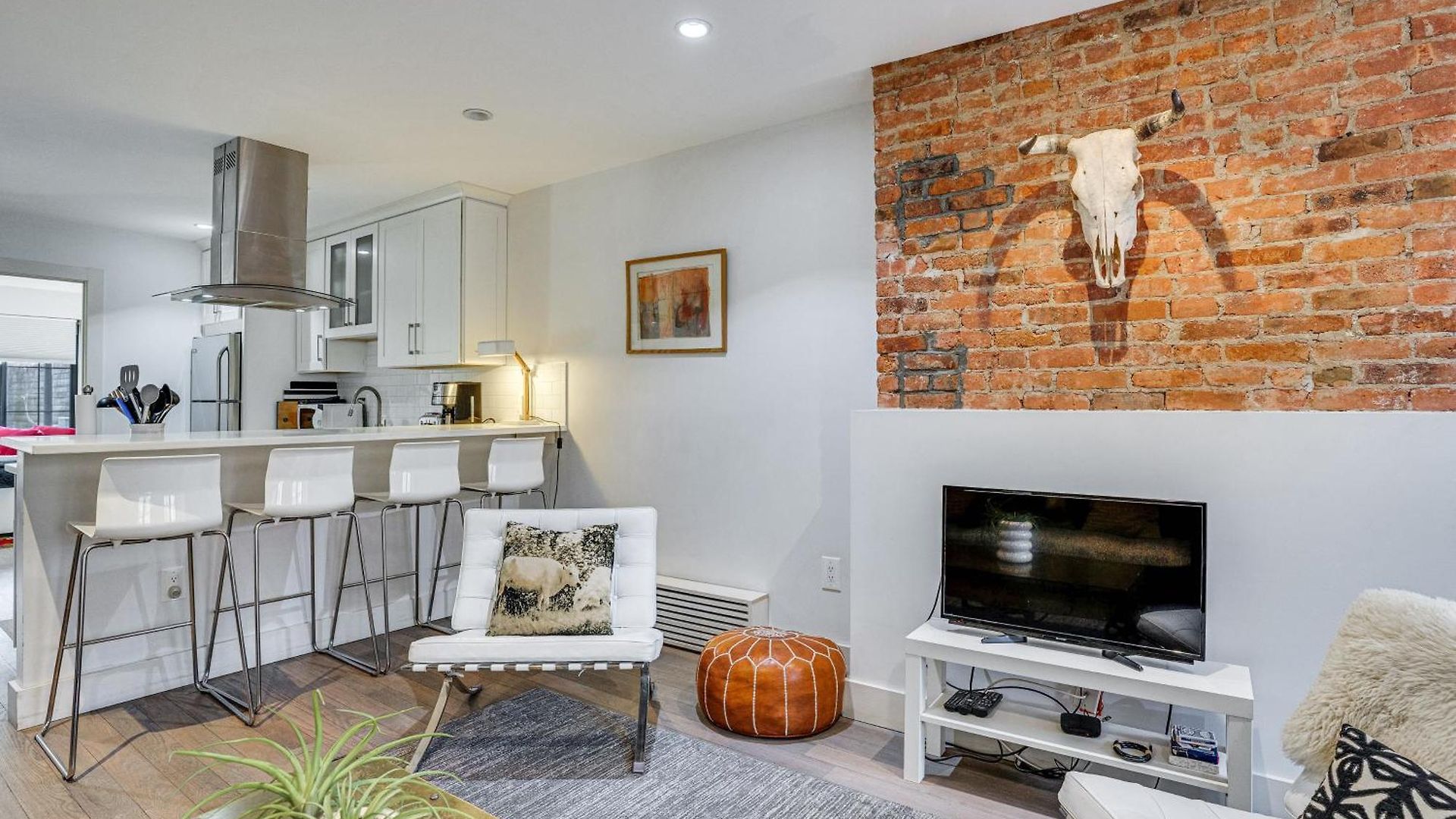 Shared Yard Space! Garden-level Unit In Bed-stuy *