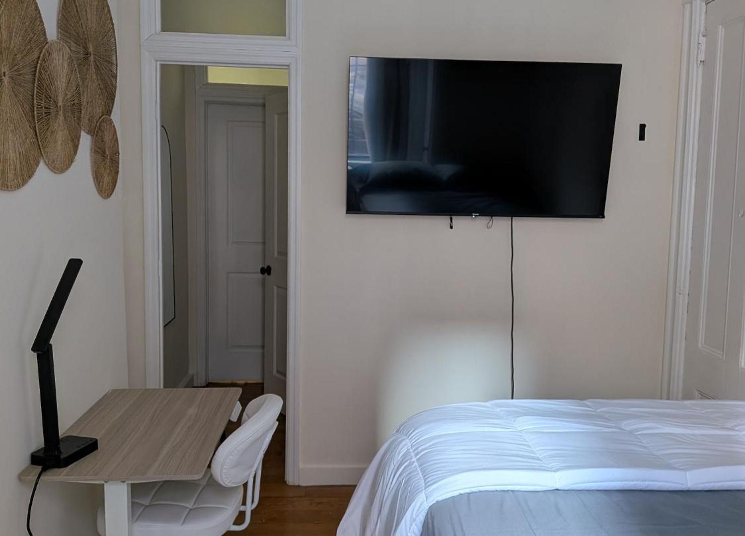 The Midtown Sanctuary - Private Silent At Times Square Guest house New York