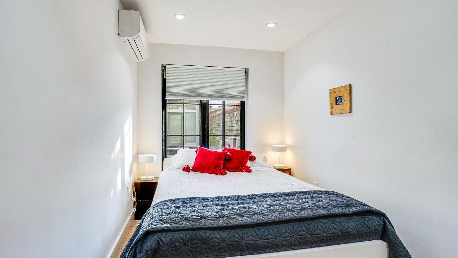Shared Yard Space! Garden-level Unit In Bed-stuy Holiday home